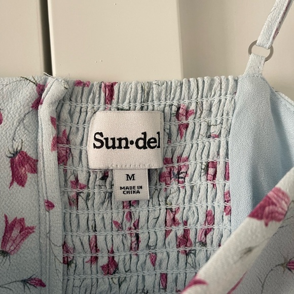 Aritzia Tank - Picture 2 of 3